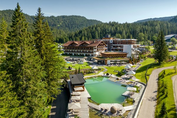 Zugspitz Resort mit Drohne fotografiert